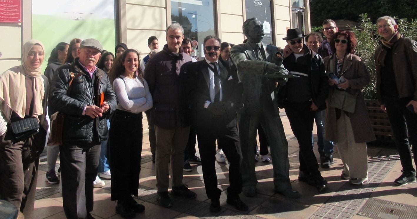 imagen tomada de https://elfarodemelilla.es/itinerario-modernista-con-enrique-nieto